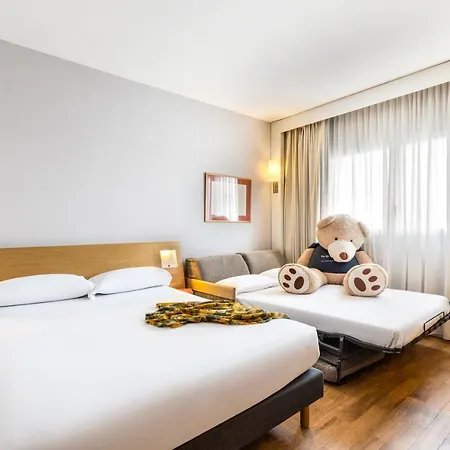 Hotel Novotel Sud 4*