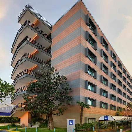 Hotel Novotel Sud 4*
