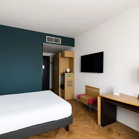 Novotel Sud מלון