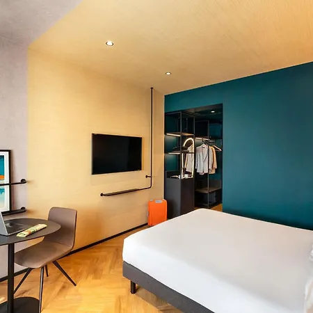 Novotel Sud מלון 4*