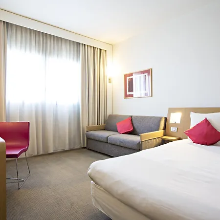 מלון Novotel Sud 4*