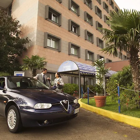 מלון Novotel Sud קאסרטה