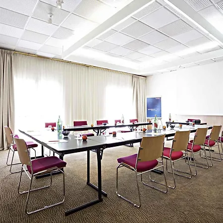 Novotel Sud Hotel 4*