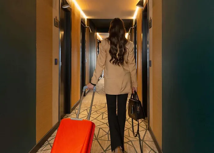 호텔 Novotel Sud 4*